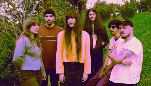 Las Robertas ven la luz en 'All we need is now'