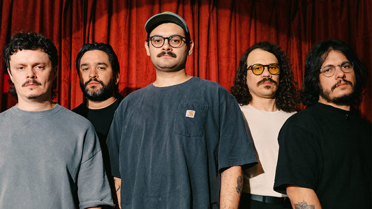 Adiós Cometa lanzan 'Un destello de luz'